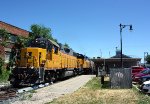 MQT 2007 leads Z151 north past the Amtrak station